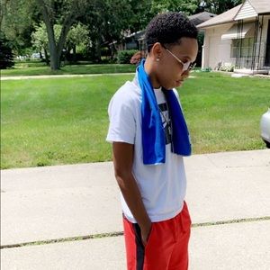 Meet your Posher, Tay